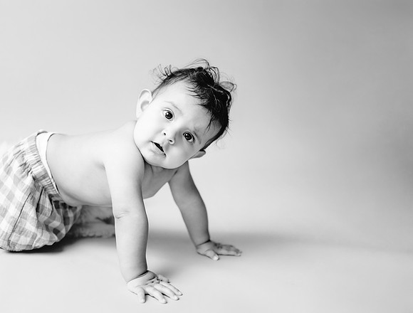 baby Juliet sitter photo session