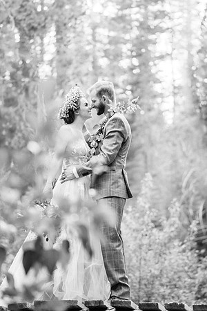 Angela McInarnay & Eric wedding