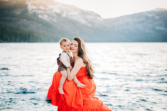 Lake Tahoe family photographer